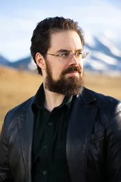 An In-Depth Exploration of Christopher Paolini’s Fractalverse Series